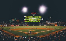 【足球彩票】特别版球衣点亮主场之夜 升班马搏命战国安赢得联赛尊重