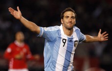 中国体育彩票_中超激战再燃，河南四外援强阵出击，津门虎严阵以待，核心伊沃伤愈归来引关注