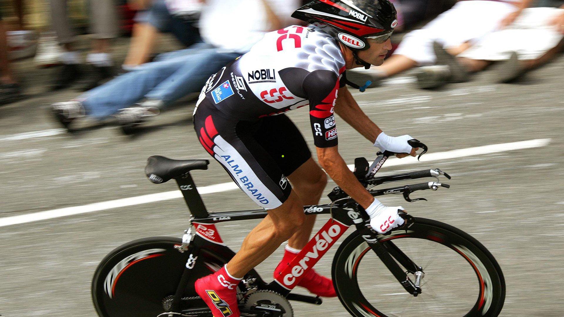 全球足球商业新引擎，米兰首届足球商业论坛启幕，重塑足球产业未来